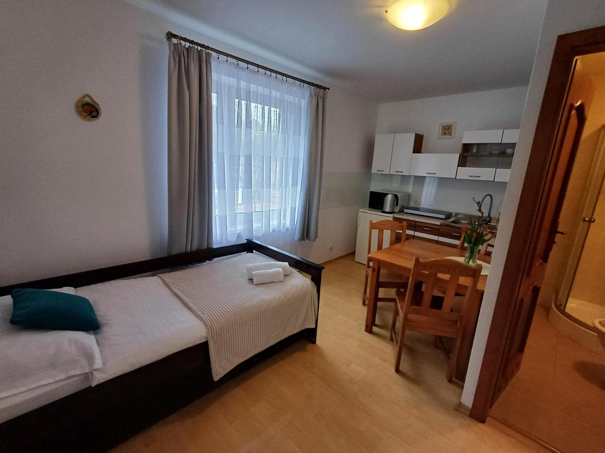 Pokoje Vesuvio I Apartament Dźwirzyno Habitación foto
